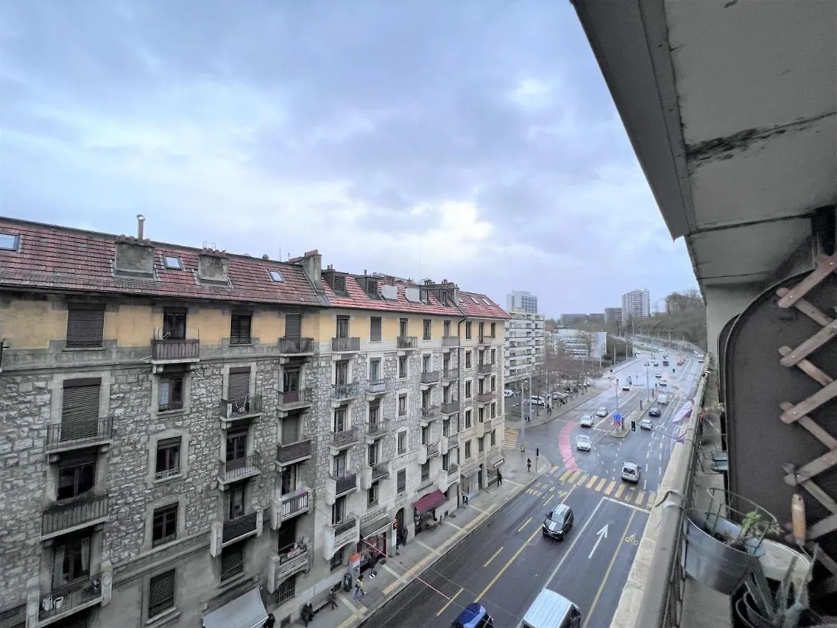 Charmant Logement A Jonction Geneva 0*,  Switzerland