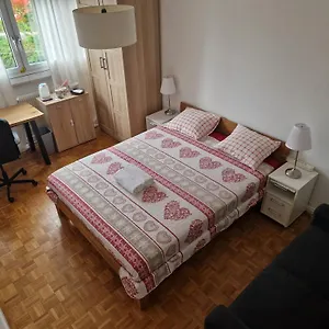  Séjour chez l'habitant In Shared