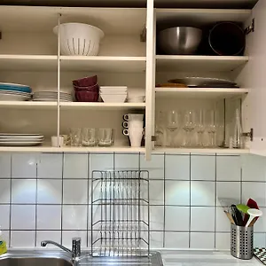 2 Bedroom Flat In Heart Of Eaux-vives Apartamento