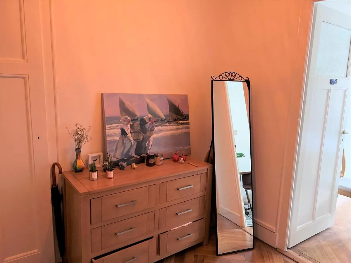 Charmant Logement A Jonction Genève Appartement